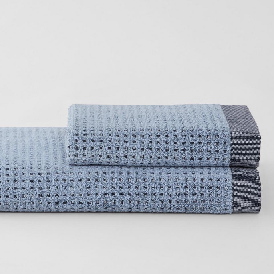 Cyrus Towel Collection