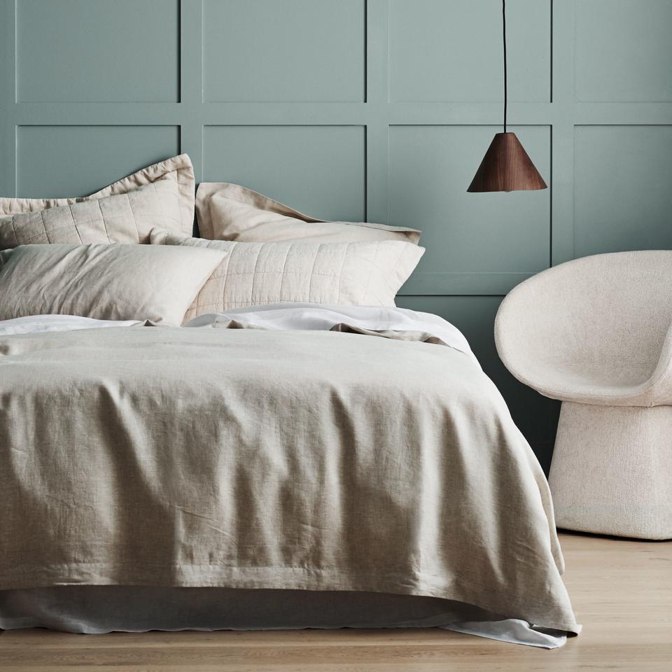Abbotson Linen Quilt Cover in Flax
