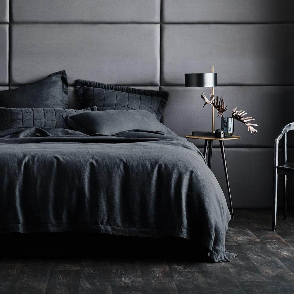 Abbotson Linen Quilt Cover in Carbon