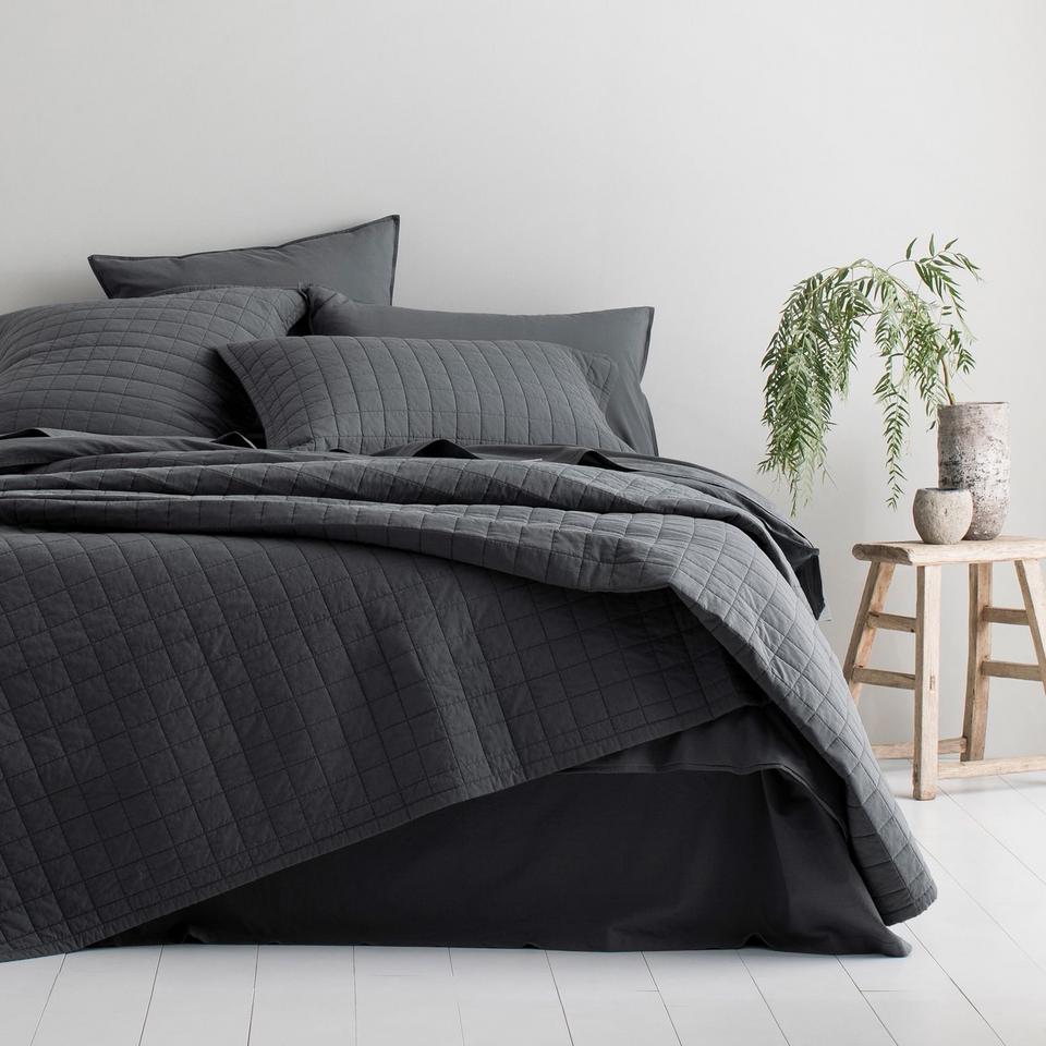 Reilly Bed Cover in Carbon