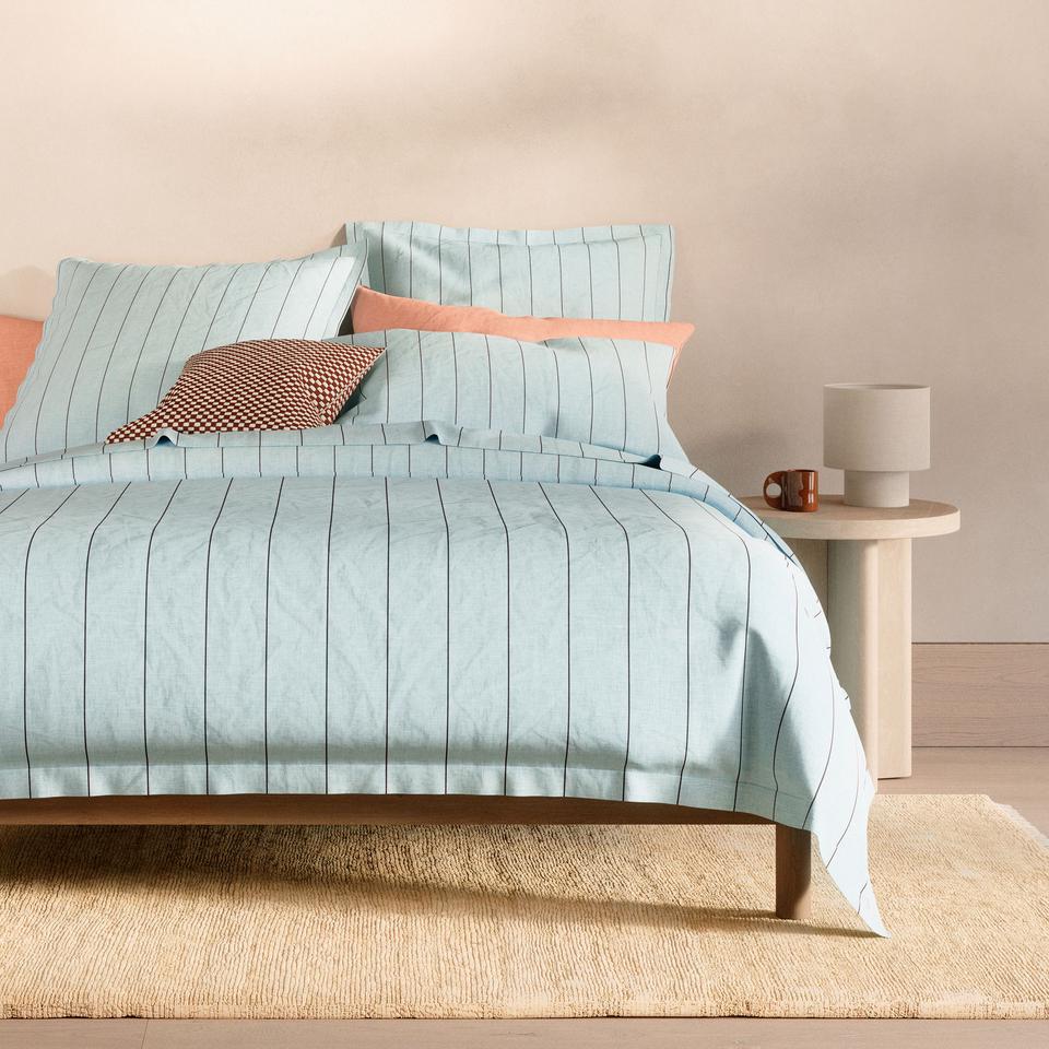 Abbotson European Flax Linen Stripe Tailored Quilt Cover in Ice