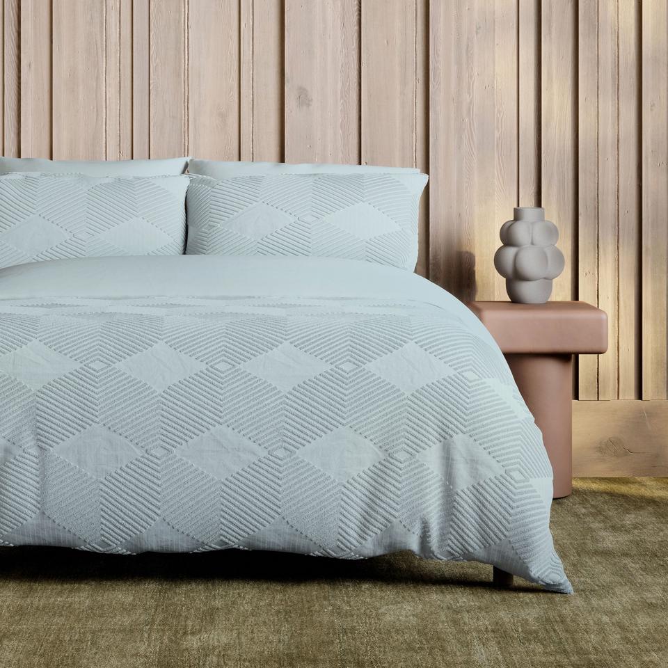 Textures Cut Geometric Quilt Cover Set in Blue Haze