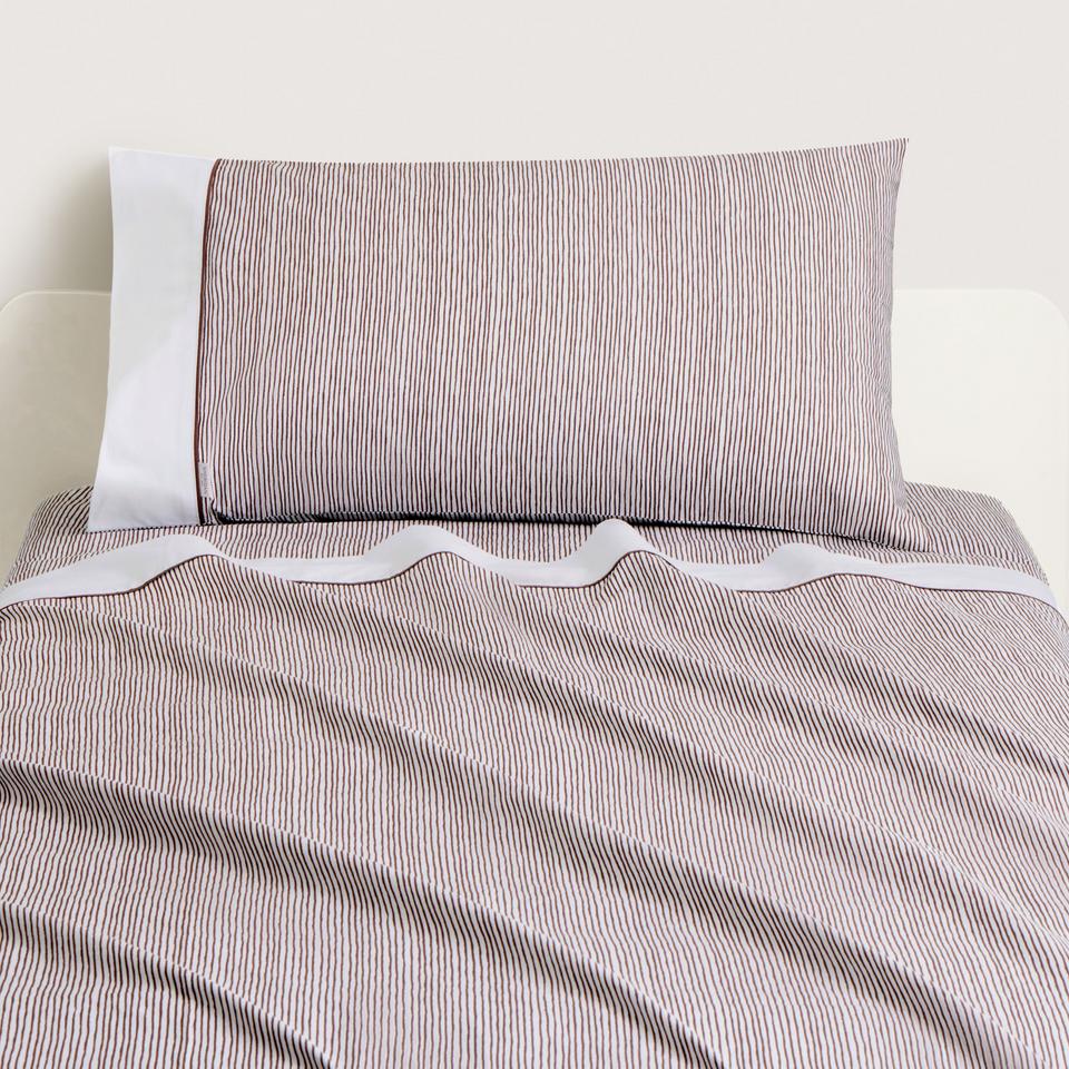 Sheridan Strypie Kids Sheet Set in Cocoa