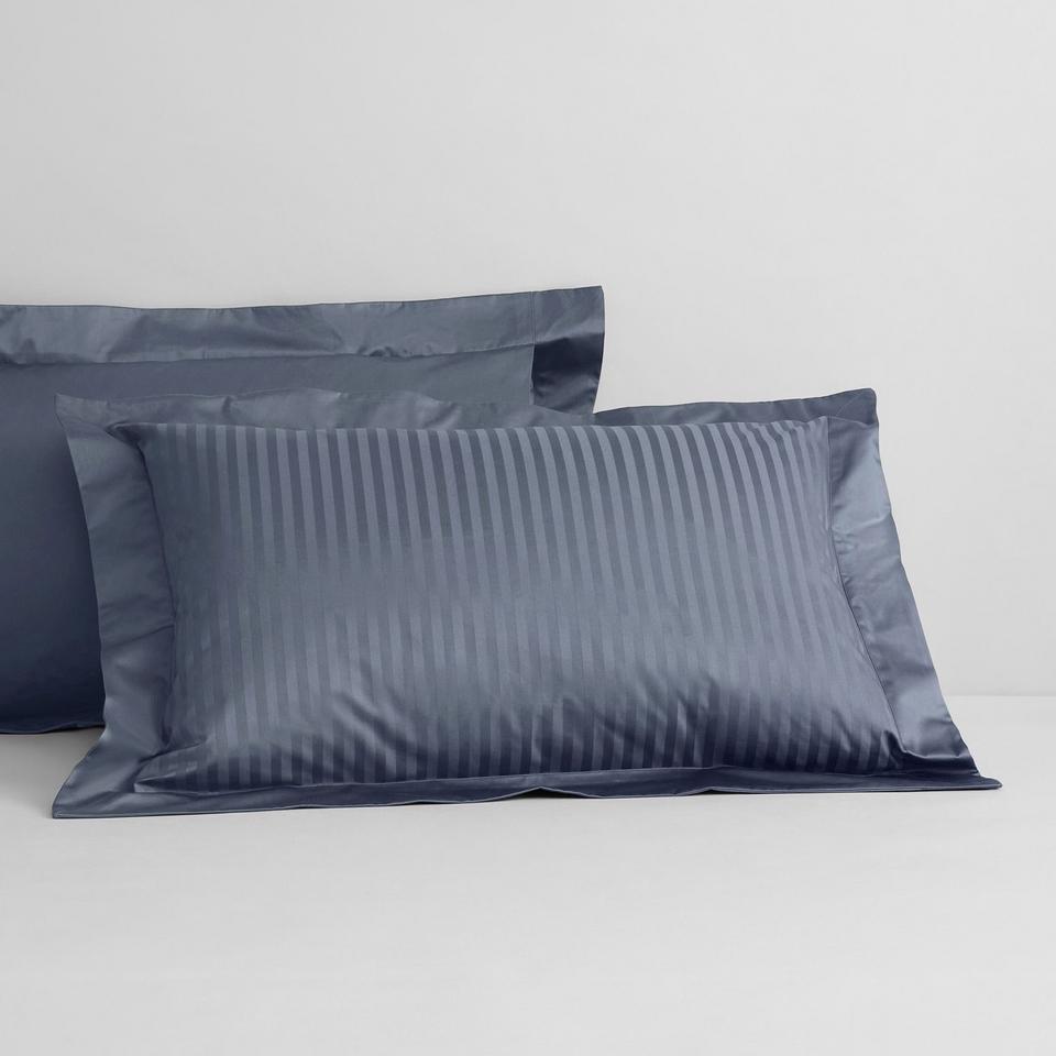 1200Tc Millennia Tailored Pillowcase in Ink