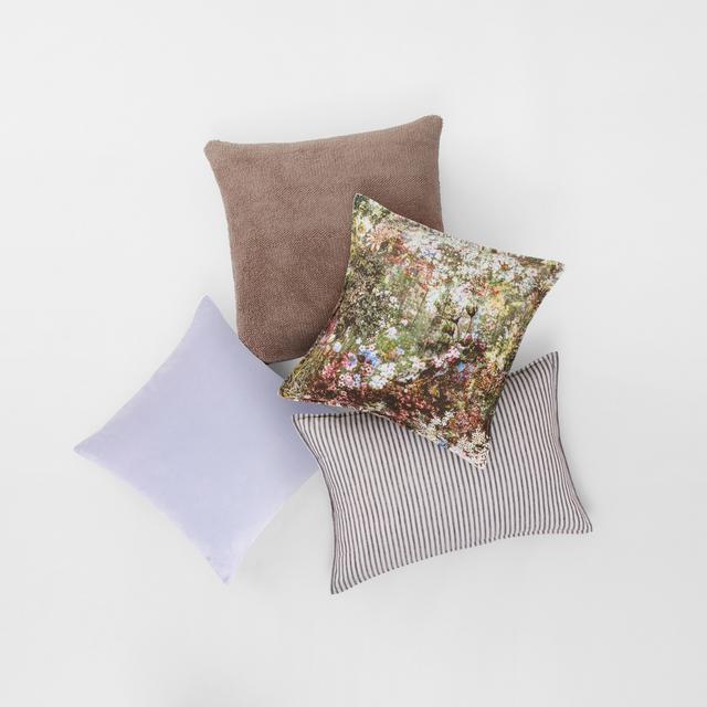 Sheridan Abbotson Linen Blume Cushion