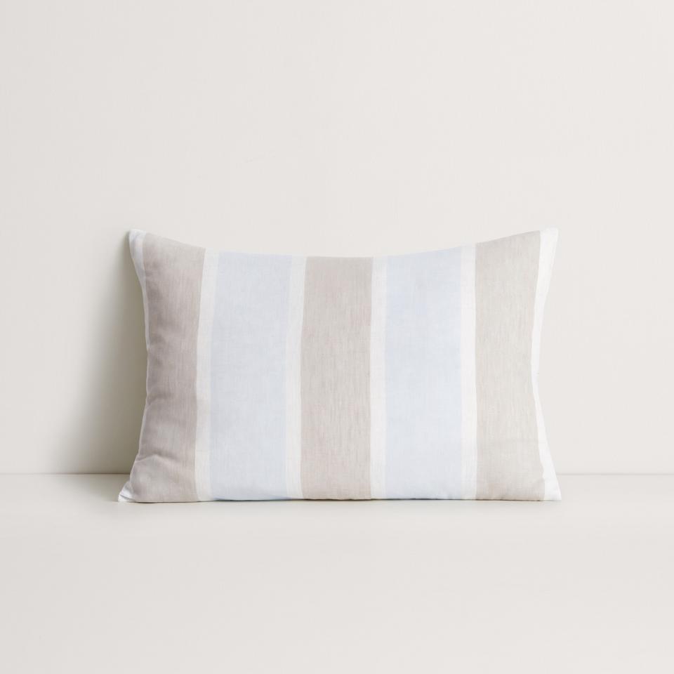 Ammes Breakfast Cushion in Ice