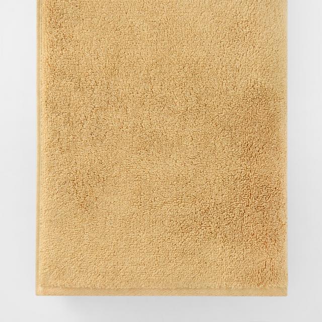 Sheridan Aven Towel Collection