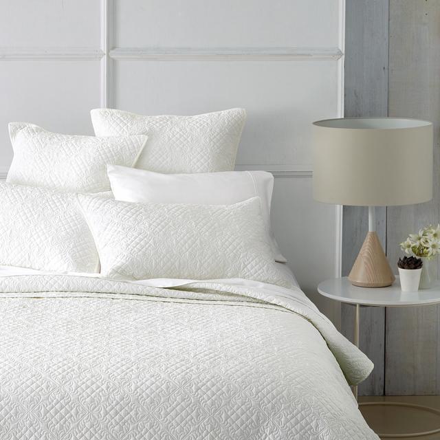 Sheridan Azalea Cushion White
