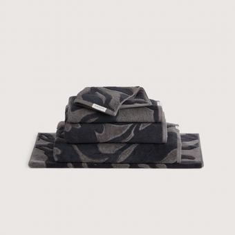Sheridan Bofleur Towel Collection (graphite)