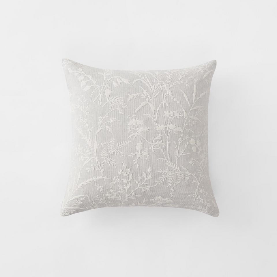 Sheridan Danthia Cushion