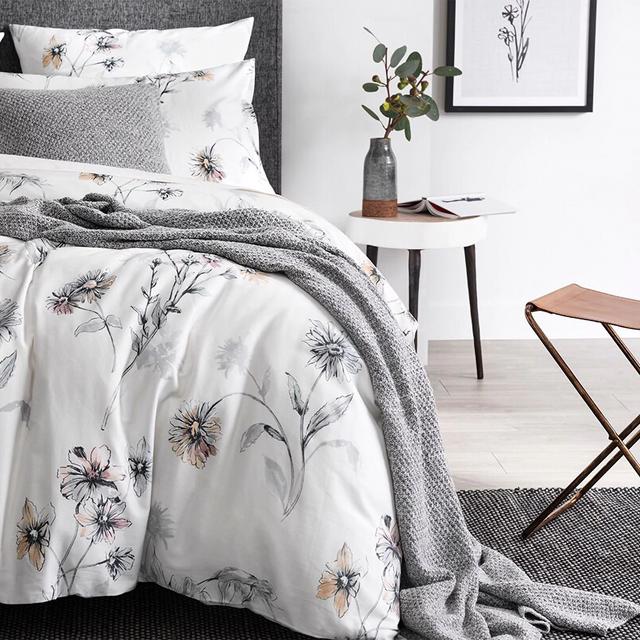 Sheridan Earley Cushion Dove