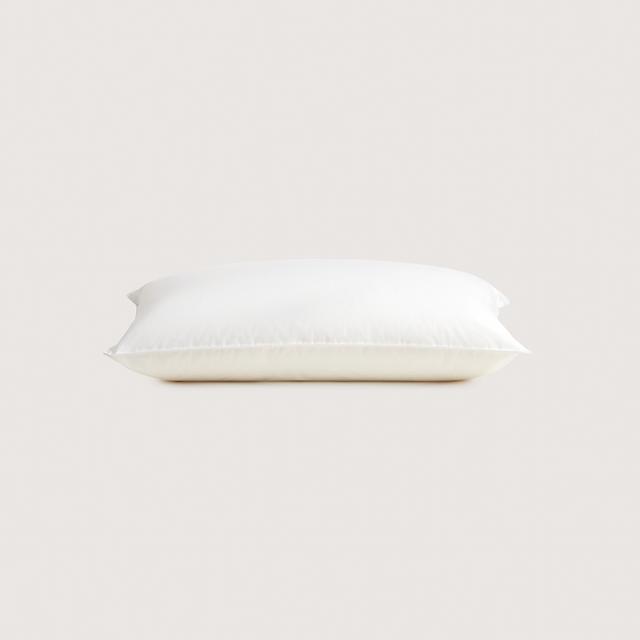 Sheridan Everyday Luxury Foam Core Pillow
