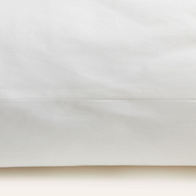 Sheridan Everyday Luxury Medium Pillow