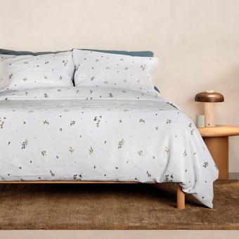 Sheridan Flannelette Flower Field Quilt Cover Set (blue frost)