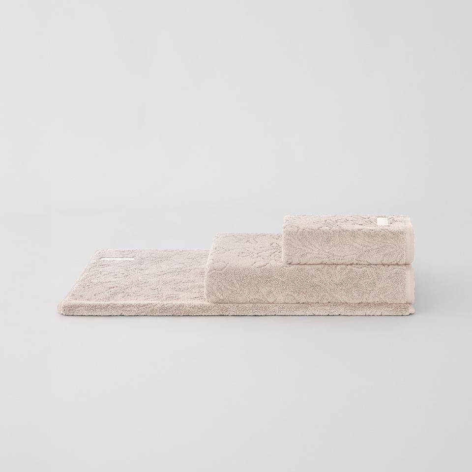 Orson Canopy Towel Range in Feather