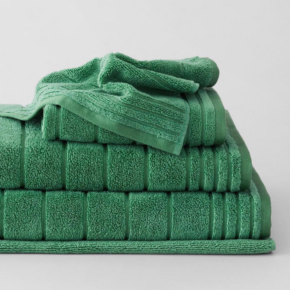 Orson_Forest_5-Stack-Towel-Collection