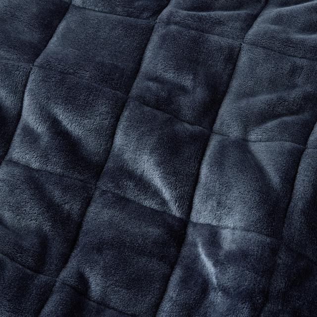Sheridan Outlet Plush Quilted Blanket