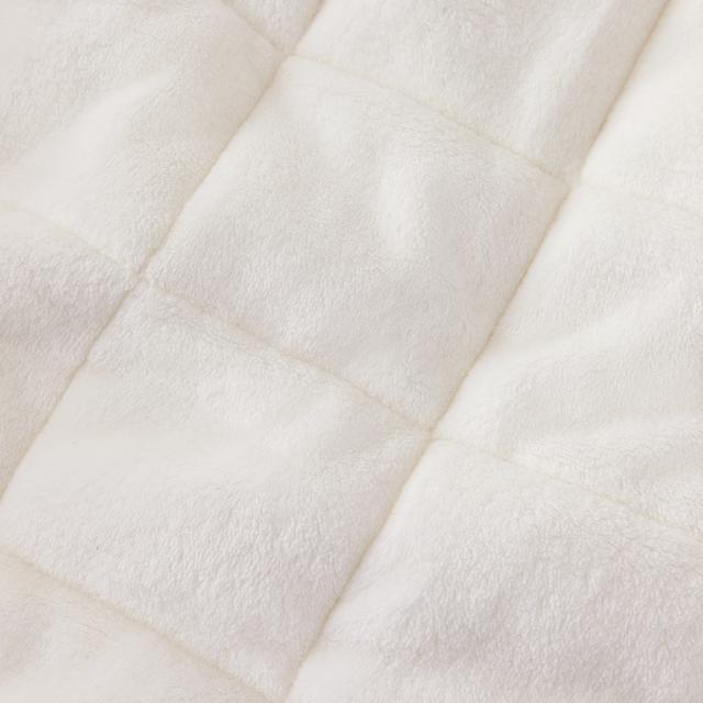 Sheridan Outlet Plush Quilted Blanket