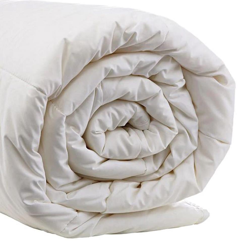 Sheridan Outlet White Duck Down & Feather Quilt
