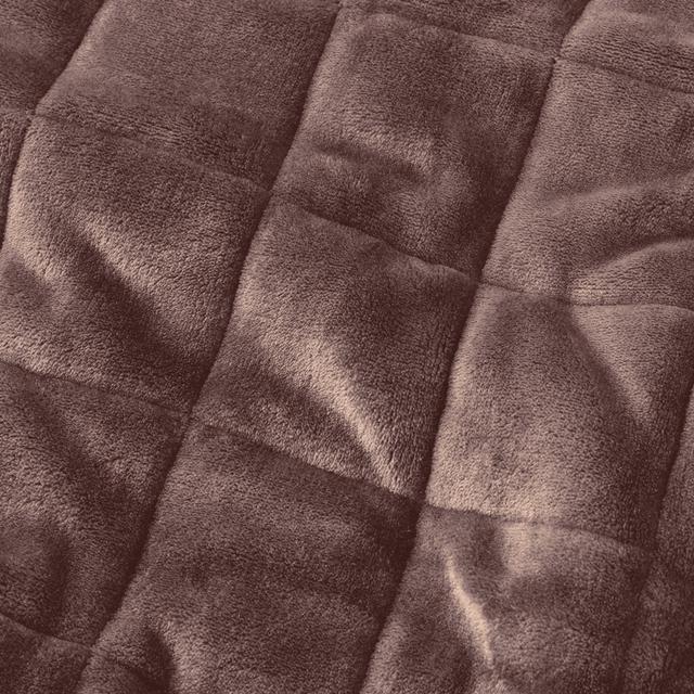 Sheridan Plush Quilted Blanket