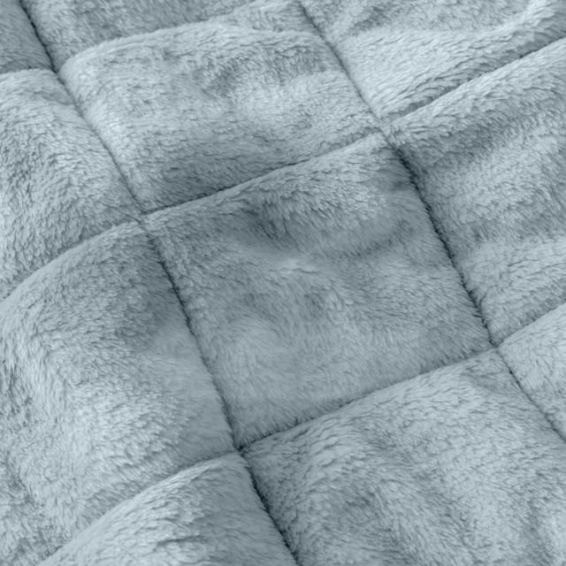 Sheridan Plush Quilted Blanket