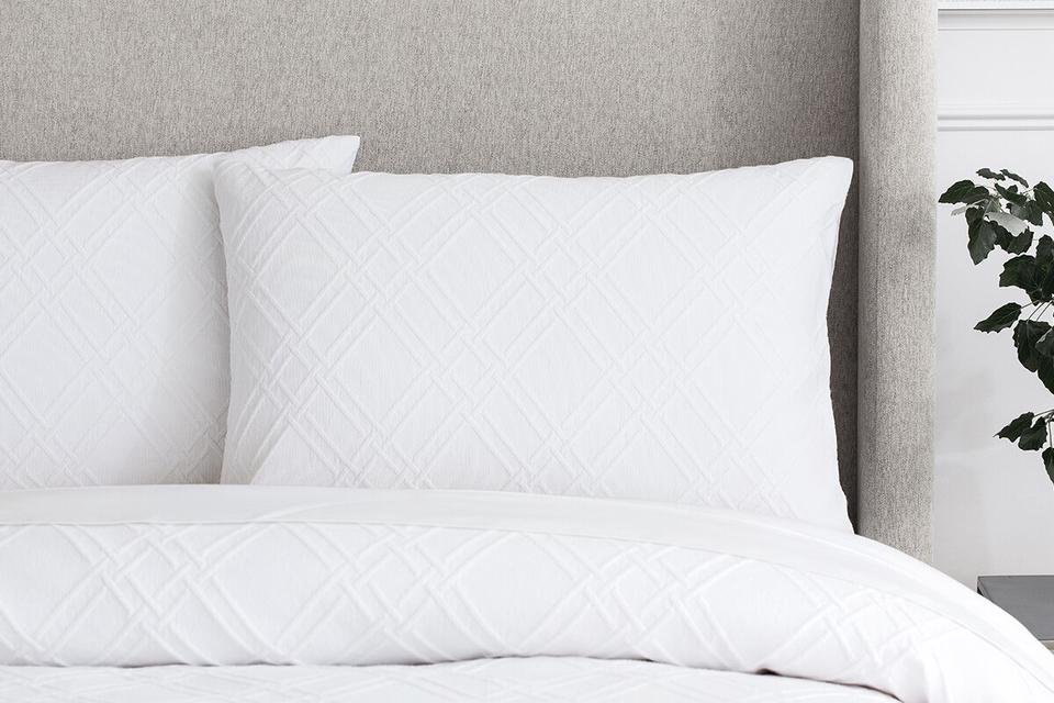 Sheridan Rotan Pillowcase Pair White
