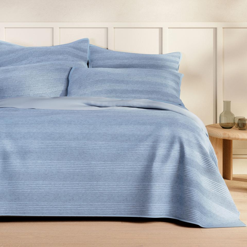 Tillier Bed Cover in Blue