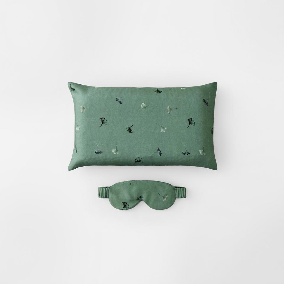 Sheridan Travel Eye Mask and Pillowcase Gift Set