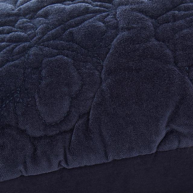 Sheridan Valencia Cushion
