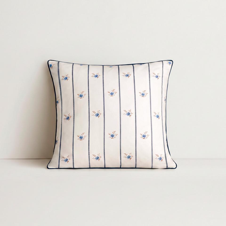 Sheridan Winnonia Square Cushion